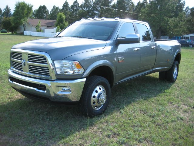 RAM Ram Pickup 2012 photo 1
