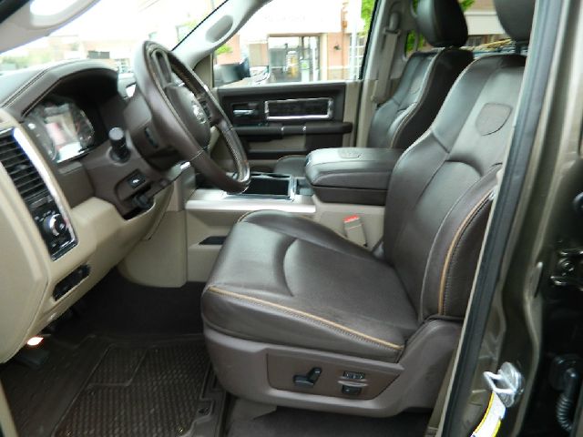 RAM Ram Pickup 2012 photo 1