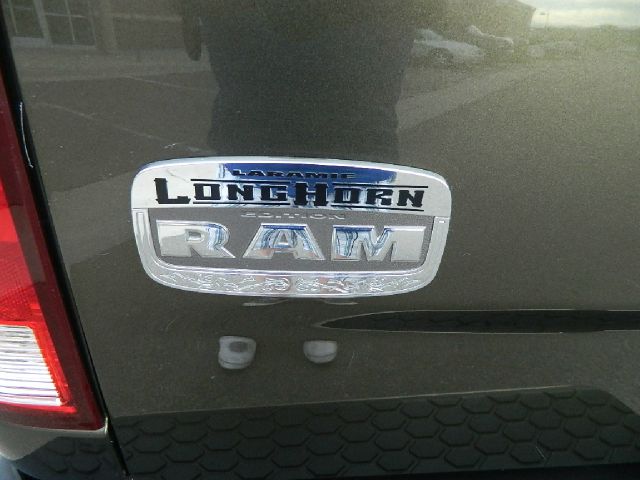 RAM Ram Pickup 2012 photo 42