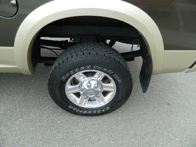 RAM Ram Pickup 2012 photo 5