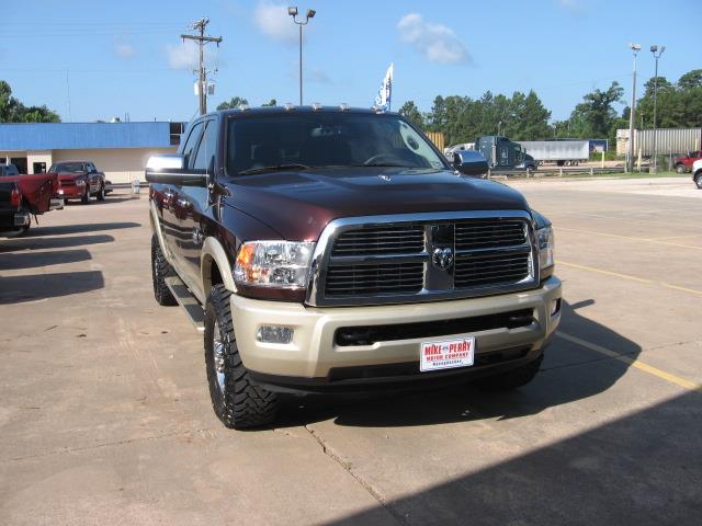 RAM Ram Pickup 2012 photo 2