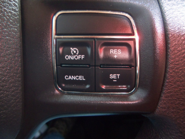 RAM Ram Pickup 2012 photo 2