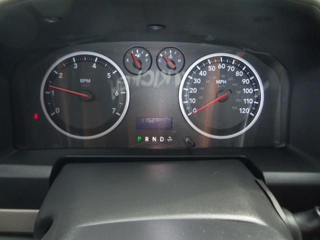RAM Ram Pickup 2012 photo 3