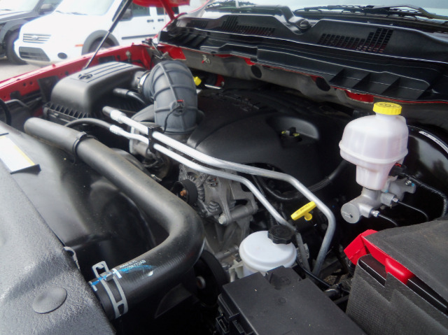RAM Ram Pickup 2012 photo 5