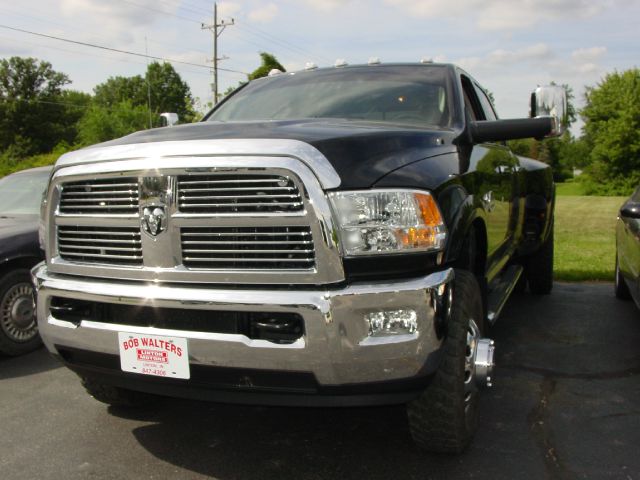 RAM Ram Pickup 2012 photo 3
