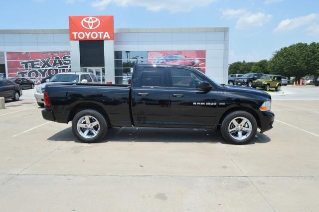 RAM Ram Pickup 2012 photo 1