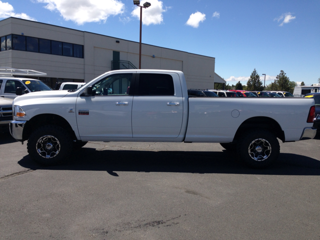 RAM Ram Pickup XLT 4X4 V8 5.4L Pickup Truck