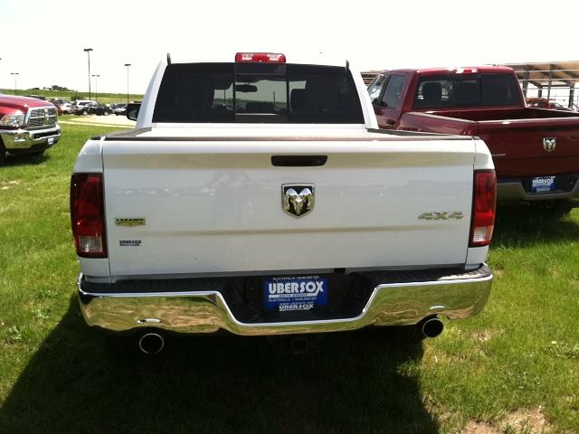 RAM Ram Pickup 2012 photo 1