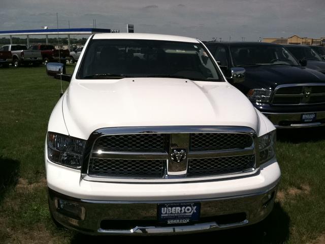 RAM Ram Pickup 2012 photo 2