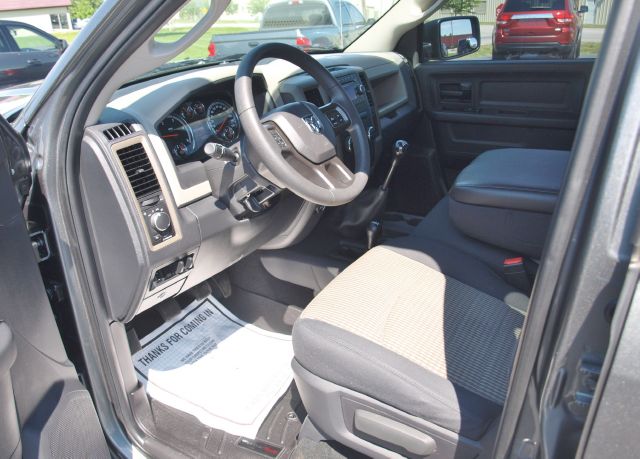 RAM Ram Pickup 2012 photo 11