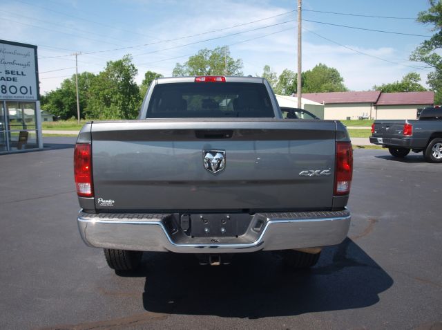 RAM Ram Pickup 2012 photo 16