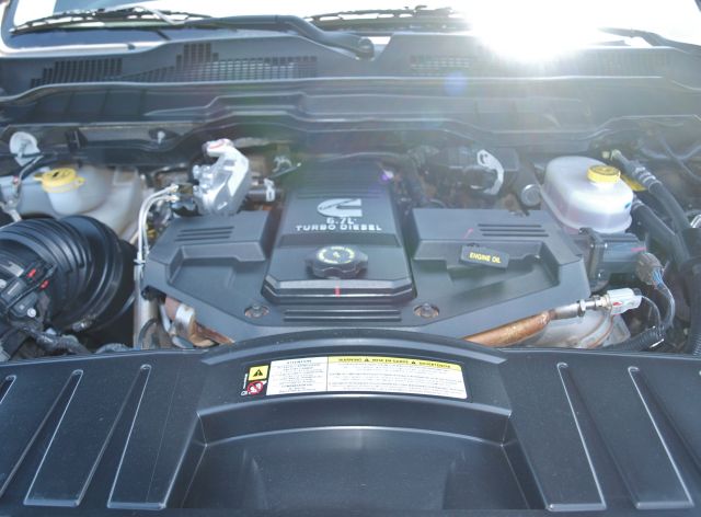 RAM Ram Pickup 2012 photo 8