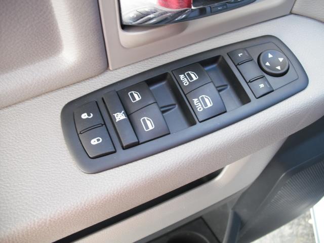 RAM Ram Pickup 2012 photo 7