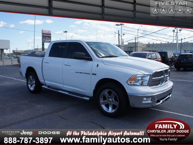 RAM Ram Pickup 2012 photo 2