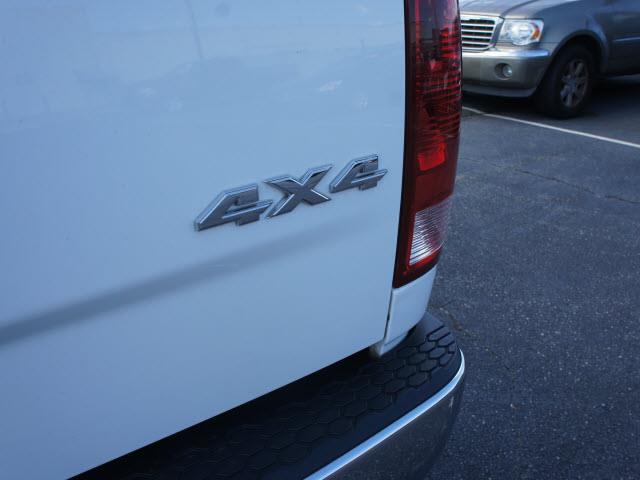 RAM Ram Pickup 2012 photo 4