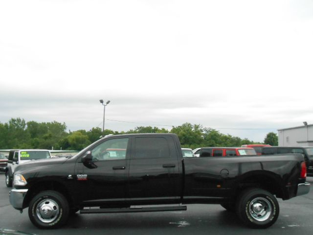 RAM Ram Pickup 2012 photo 1