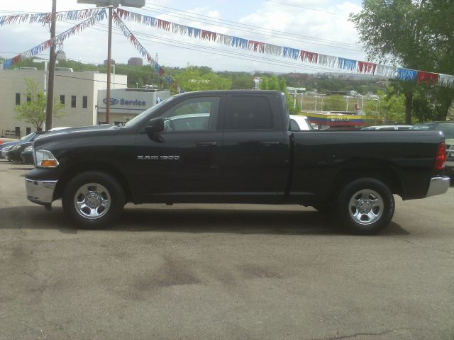 RAM Ram Pickup 4dr LX 4WD Auto Crew Cab Pickup