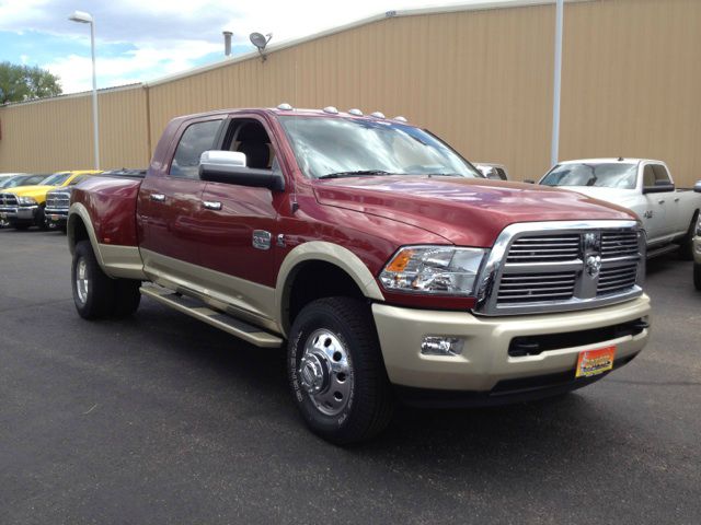 RAM Ram Pickup 2012 photo 3