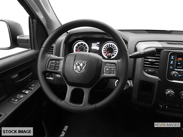 RAM Ram Pickup 2013 photo 2