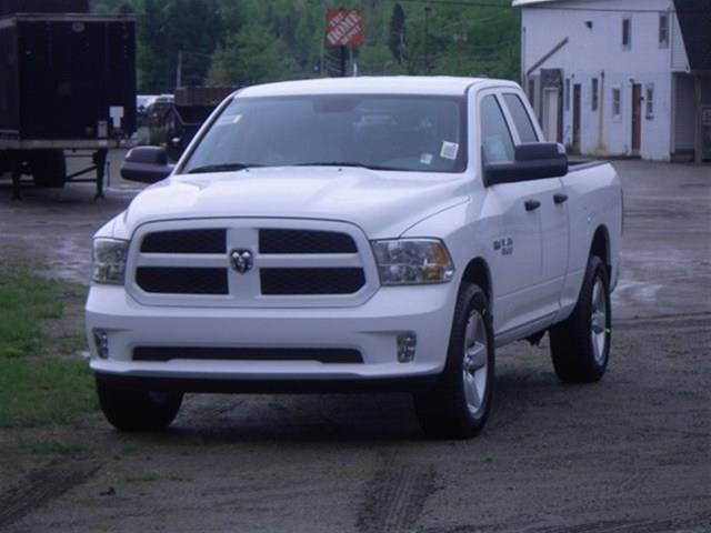 RAM Ram Pickup 2013 photo 2