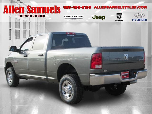 RAM Ram Pickup 2013 photo 2