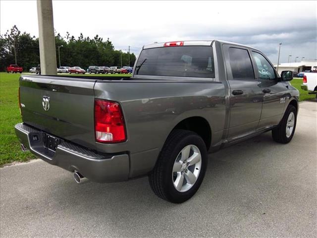 RAM Ram Pickup 2013 photo 2