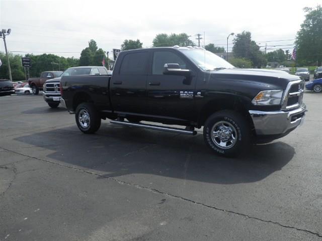 RAM Ram Pickup 2013 photo 3