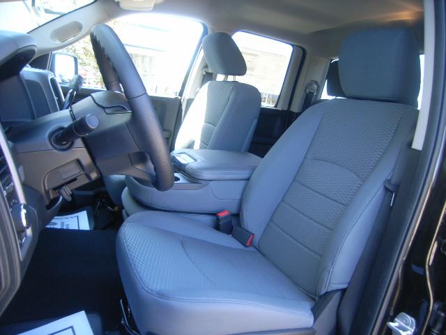 RAM Ram Pickup 2013 photo 4