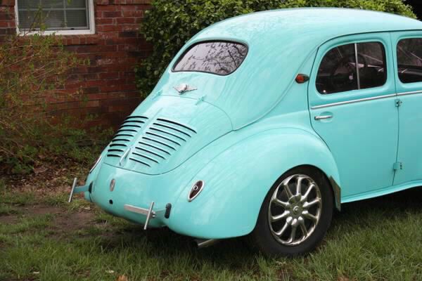 RENAULT Car 1958 photo 1