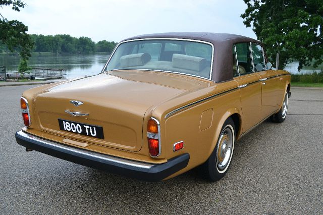 Rolls-Royce Silver Shadow 1974 photo 2
