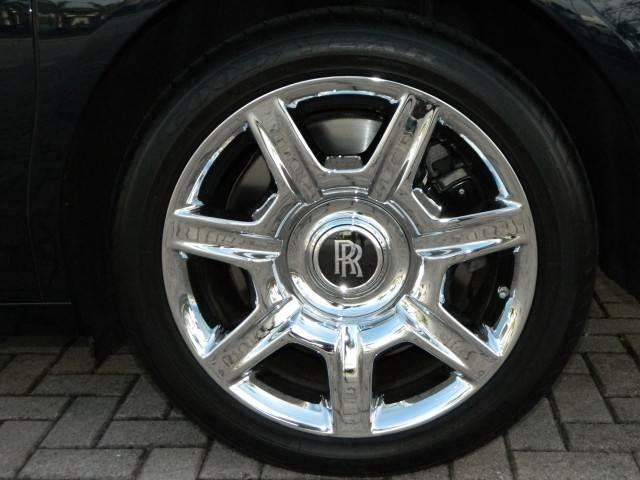 Rolls Royce Ghost 2011 photo 3