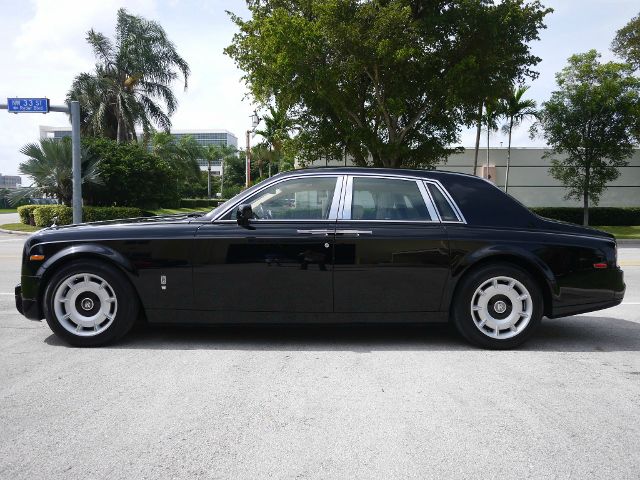 Rolls Royce Phantom 2004 photo 2