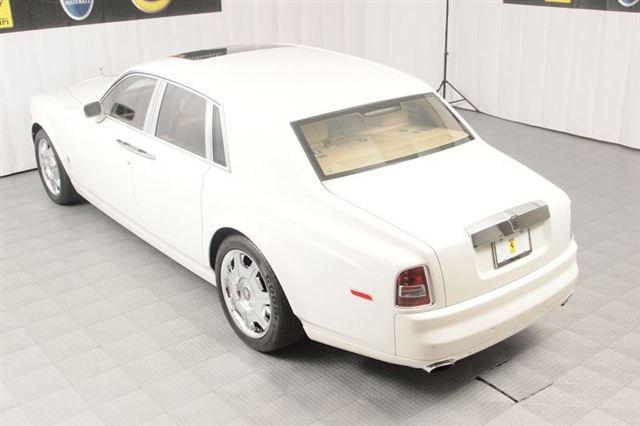 Rolls Royce Phantom 2009 photo 2