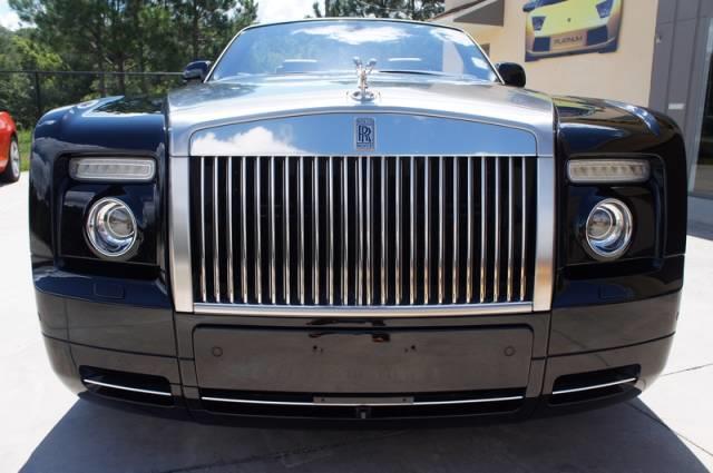 Rolls Royce Phantom 2010 photo 1