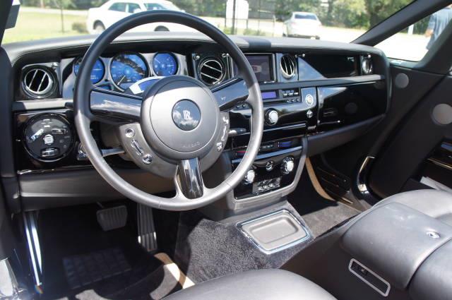 Rolls Royce Phantom 2010 photo 11