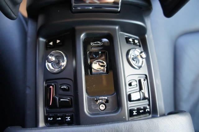 Rolls Royce Phantom 2010 photo 18
