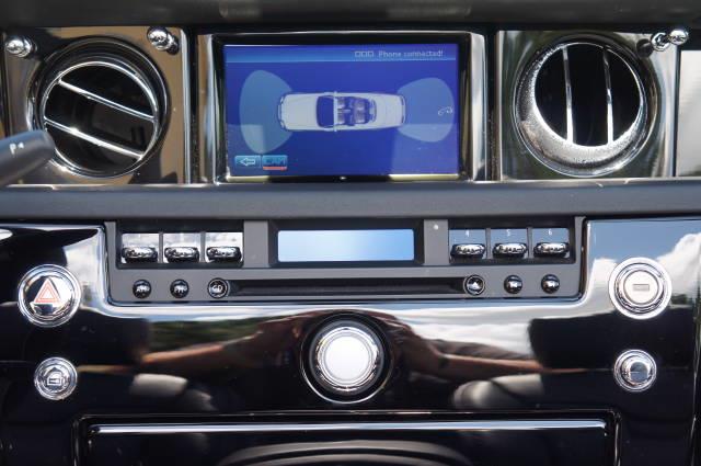 Rolls Royce Phantom 2010 photo 21