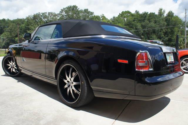 Rolls Royce Phantom 2010 photo 24