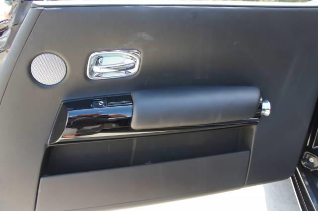 Rolls Royce Phantom 2010 photo 33