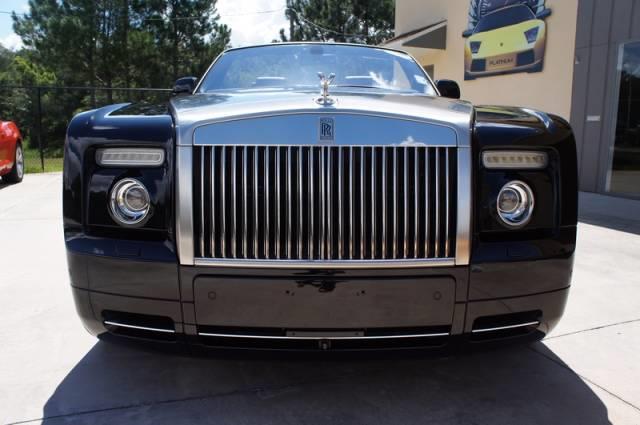 Rolls Royce Phantom 2010 photo 40