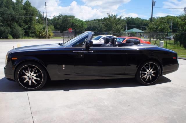 Rolls Royce Phantom 2010 photo 43