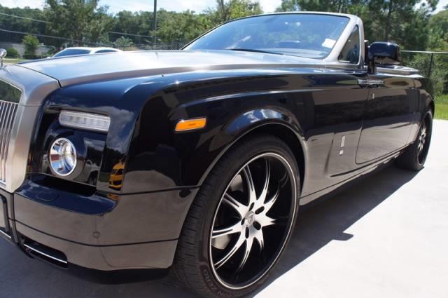 Rolls Royce Phantom 2010 photo 54