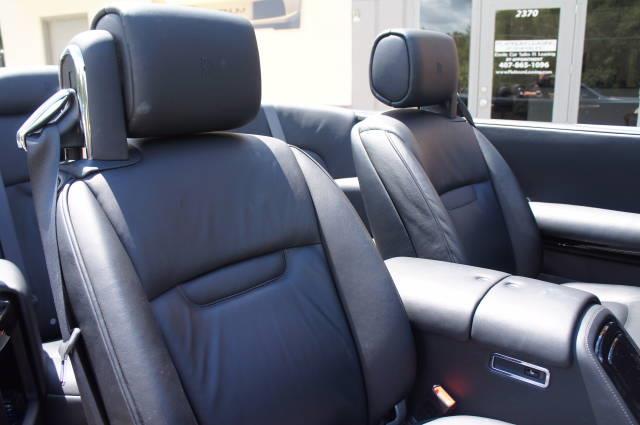 Rolls Royce Phantom 2010 photo 55