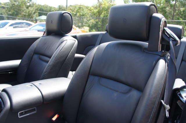 Rolls Royce Phantom 2010 photo 9