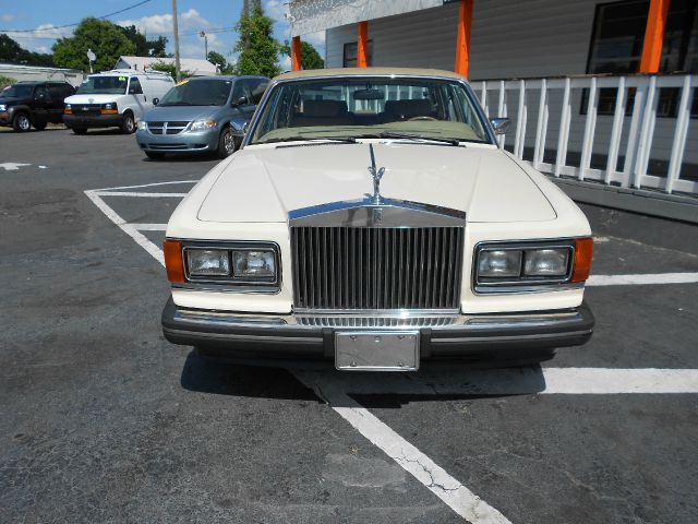 Rolls Royce Silver Spur 1988 photo 18