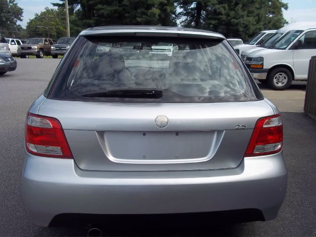 Saab 9-2X 2005 photo 2