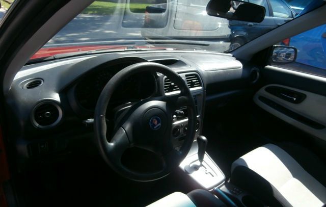 Saab 9-2X 2005 photo 2