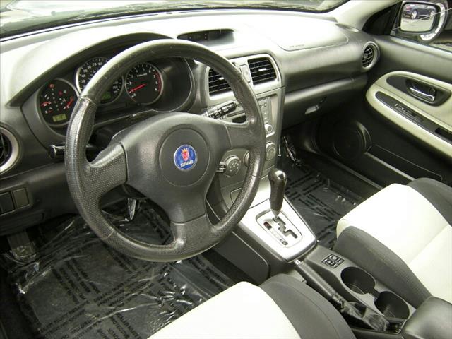 Saab 9-2X 2005 photo 2