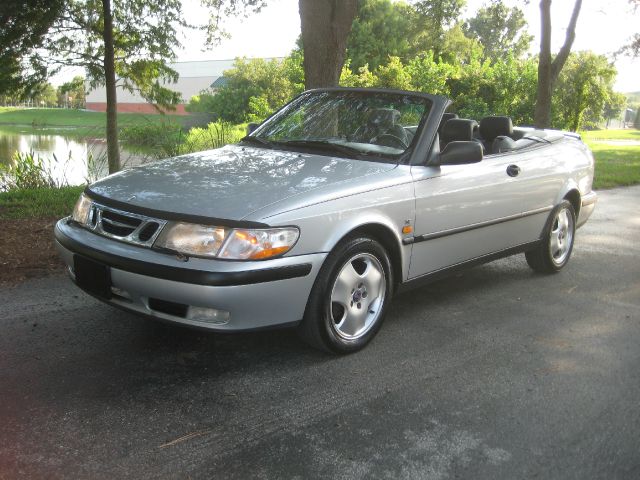 Saab 9-3 1999 photo 4