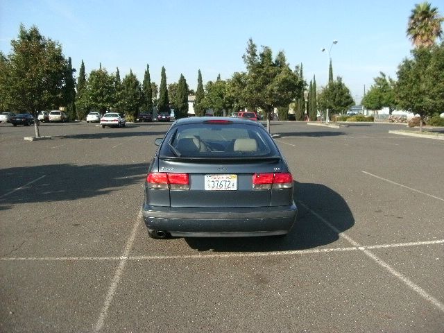 Saab 9-3 1999 photo 1